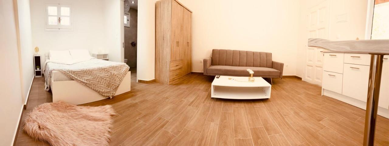 Louvros Luxury Suites 다시아 외부 사진