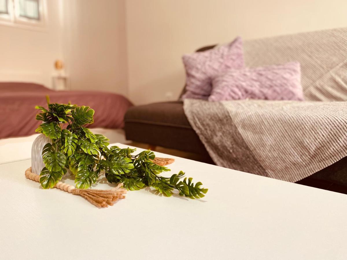 Louvros Luxury Suites 다시아 외부 사진